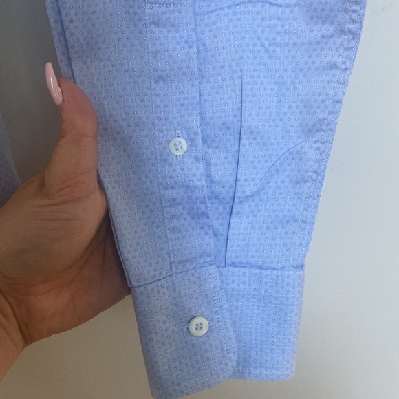 Brunello Cuchinelli Dress Button Up Shirt Light Blue Size Medium Made in Italy - Picture 3 of 5